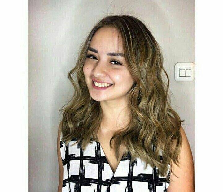 instagram.com/joanna alexandra