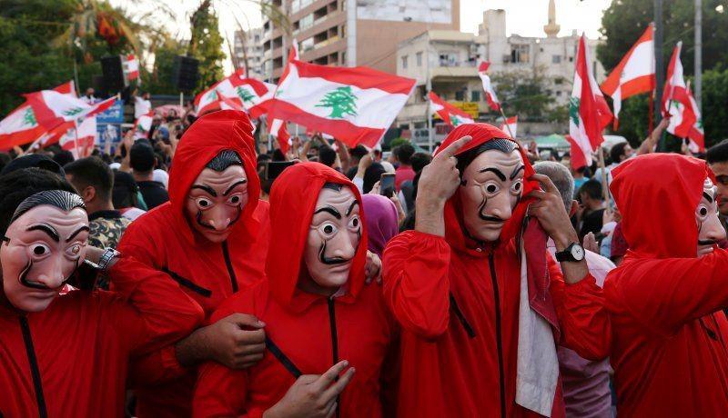 Demonstran di Lebanon Nyanyikan Baby Shark untuk Tenangkan Anak Kecil