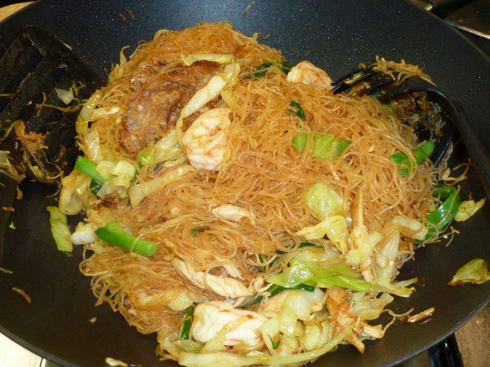 seasonsoffoodtravel.com