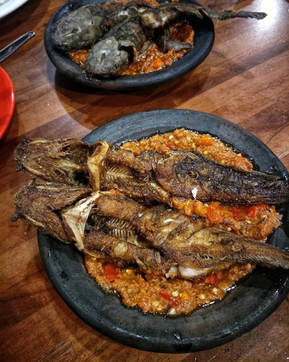 Resep Membuat Pecel Lele Sambal Terasi, Lebih Sehat dan Enak