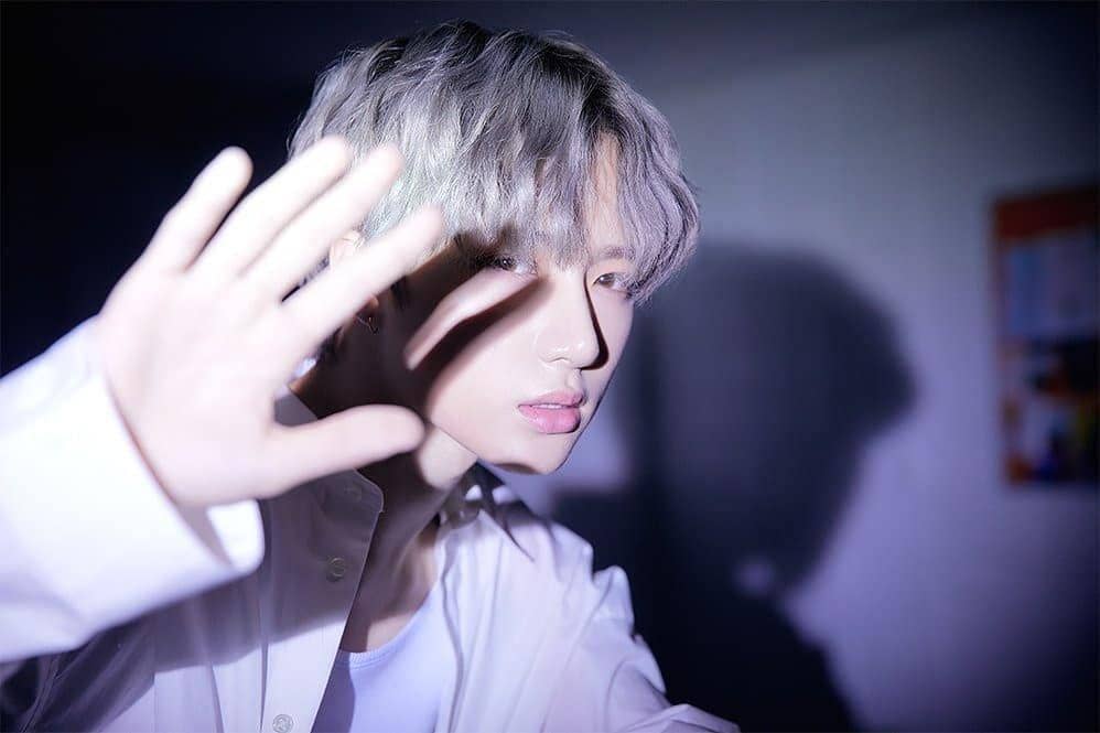 Makin Bening, 10 Potret Beomgyu TXT dengan Rambut Ash Greynya
