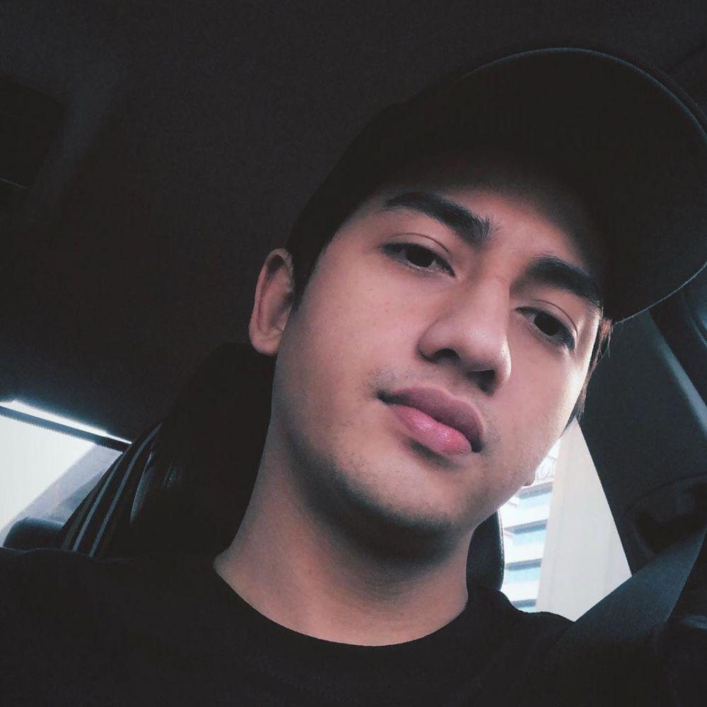 Instagram/harrisvriza