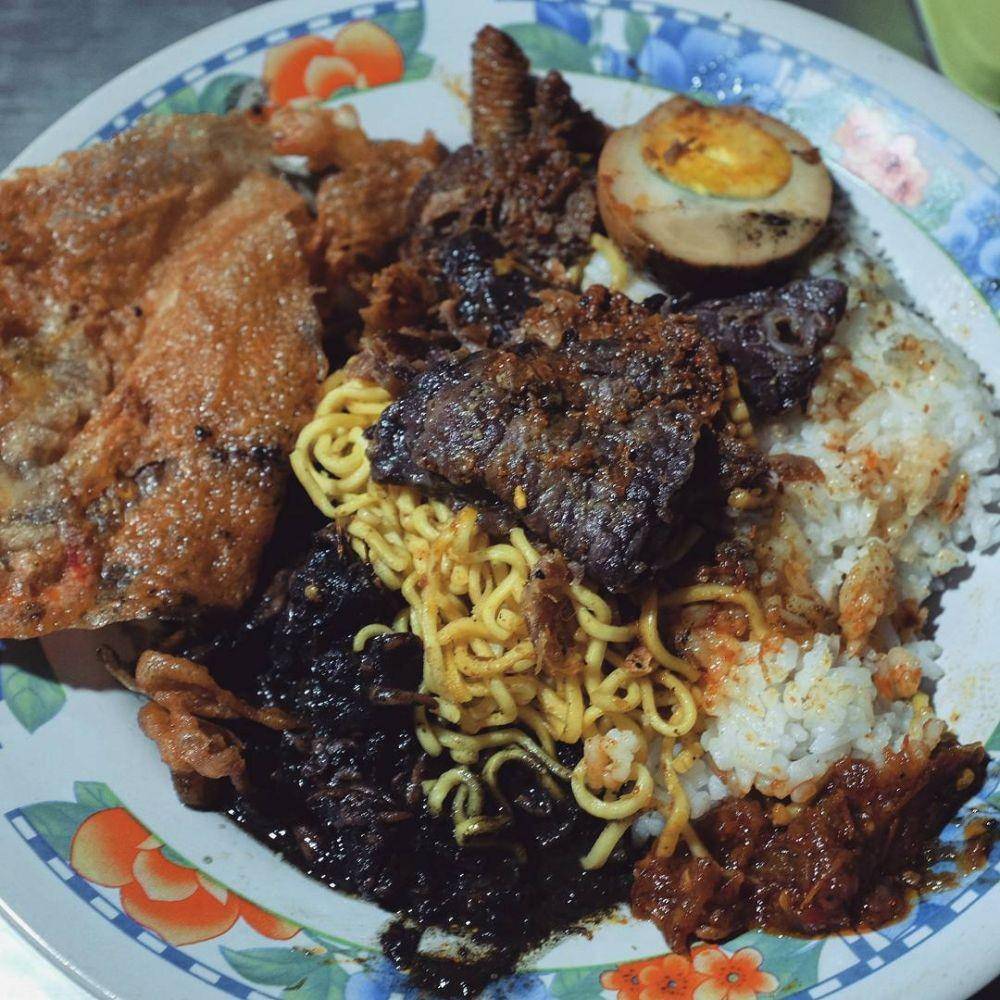 nasi cumi (instagram.com/eat.inc)