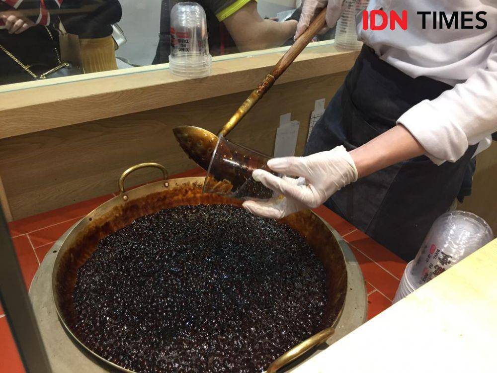 Proses pembuatan boba di Xing Fu Tang. IDN Times/Dewi Suci
