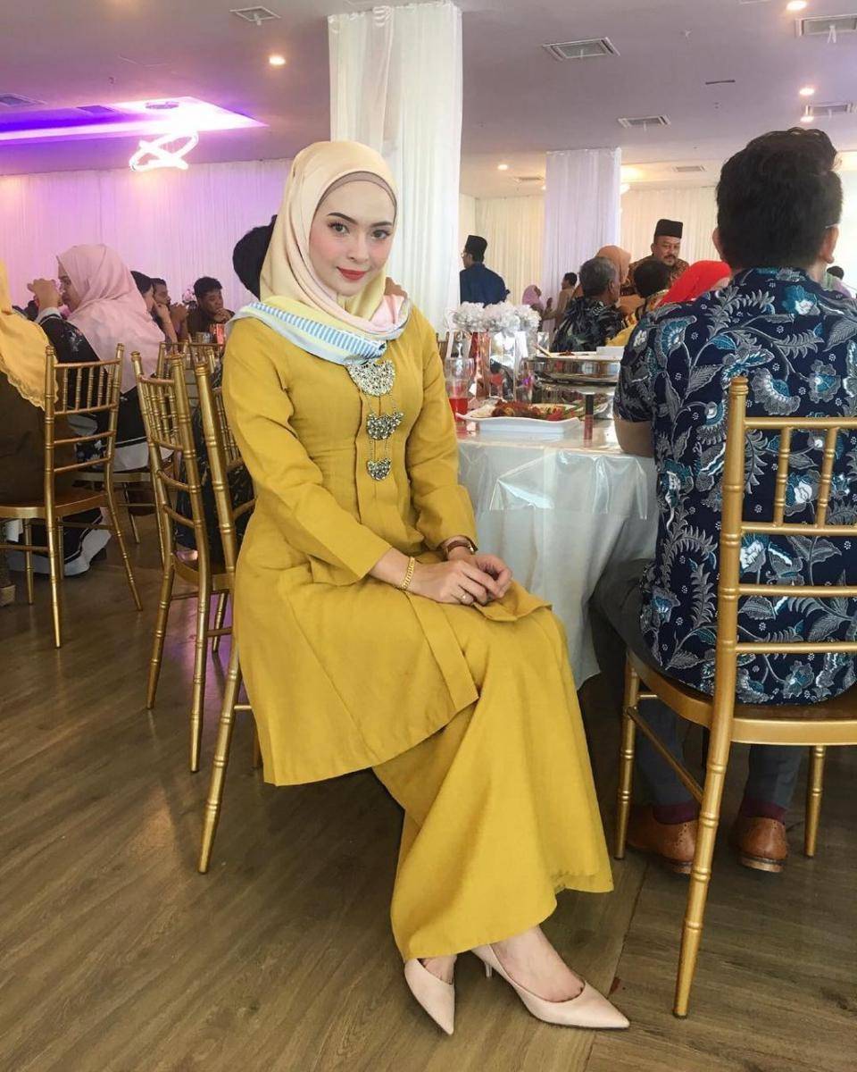 instagram.com/farahfarhanaaaaa