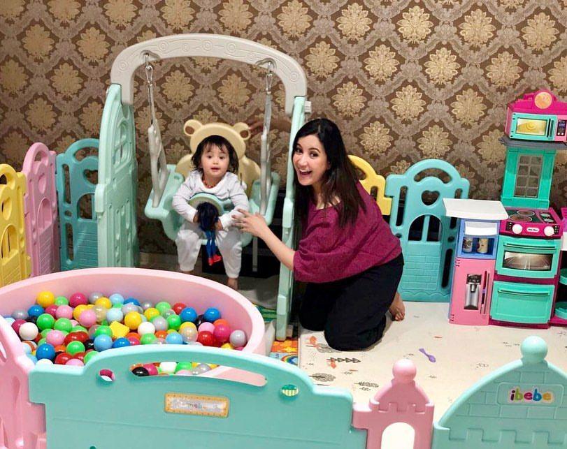 Bak Taman Bermain Anak, Ini 10 Potret Rumah Milik Andi Soraya