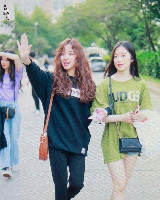 Instagram/yuqi_shuhua_official_