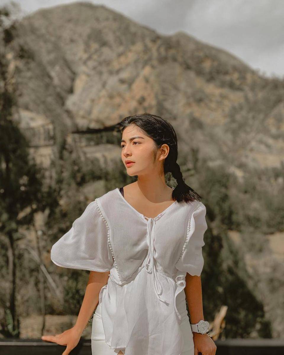 Instagram.com/debisagita