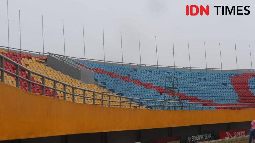 Kondisi Tribun Utara Stadion Gelora Sriwijaya (IDN Times/Feny Maulia Agustin)