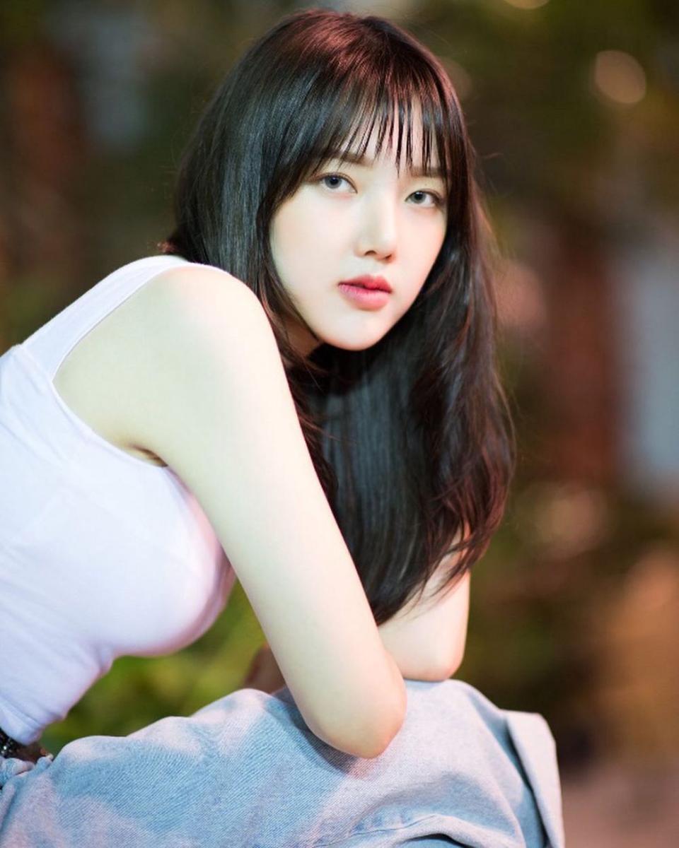 Instagram.com/ye_rin.gfriend