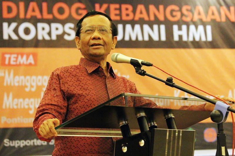 Temui Para Tokoh, Mahfud MD Bantah Bahas Perppu KPK dengan Presiden