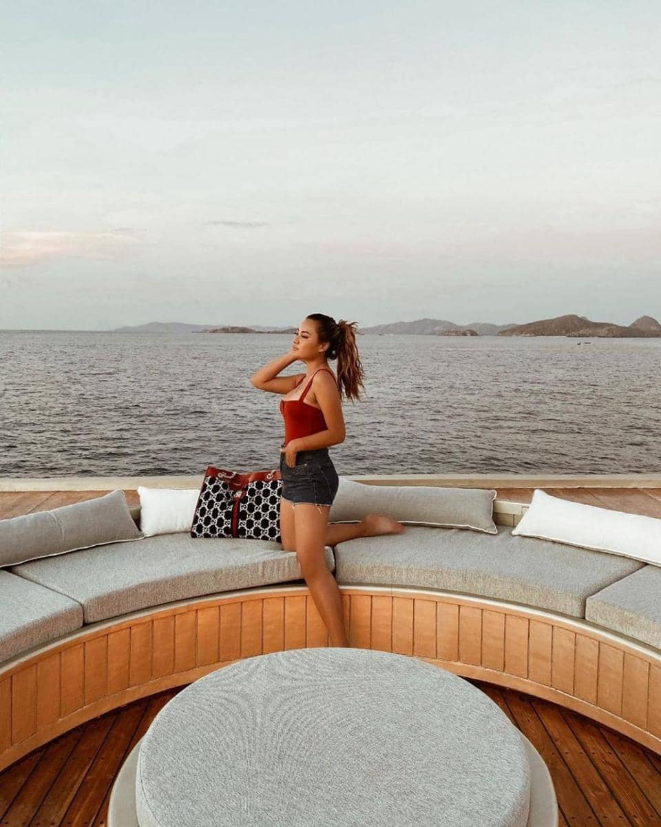 10 Potret Liburan Aurel Hermansyah di Labuan Bajo, Eksotis Abis!