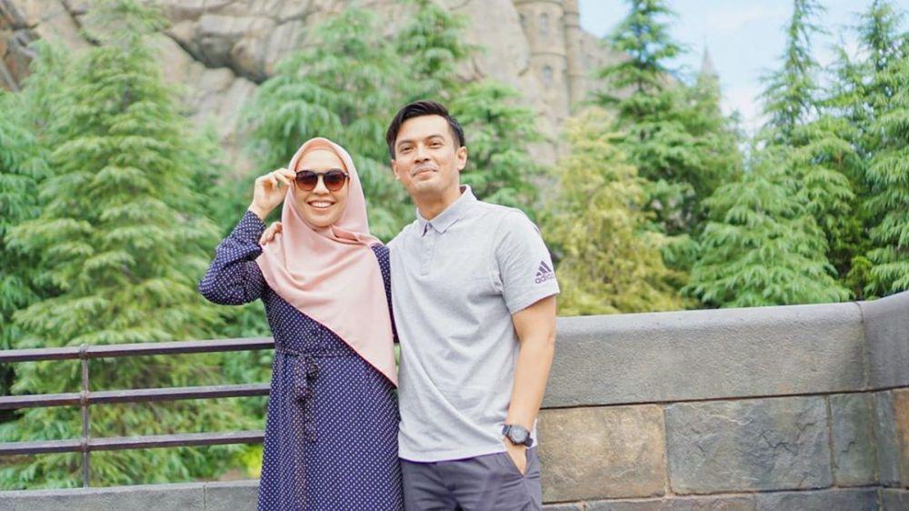 11 Potret Harmonis Temmy Rahadi & Istri yang Jarang Disorot, Kompak!