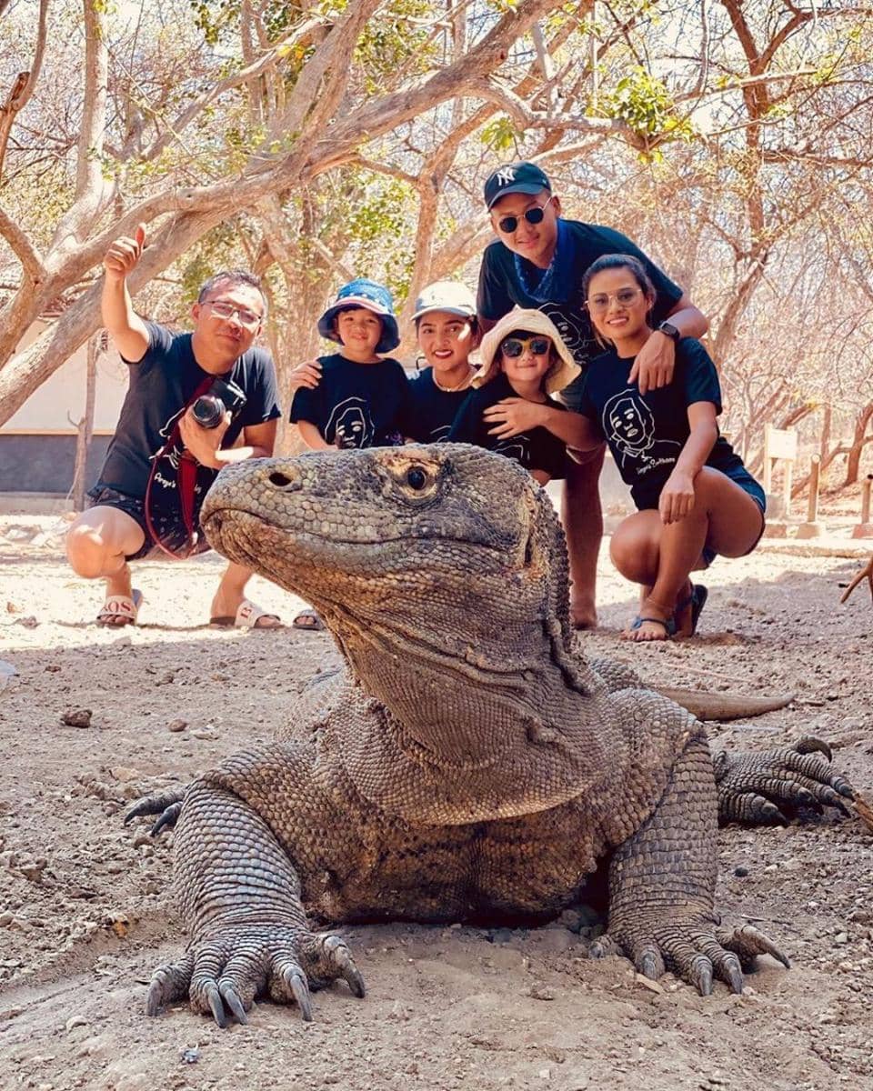 instagram.com/ashanty_ash