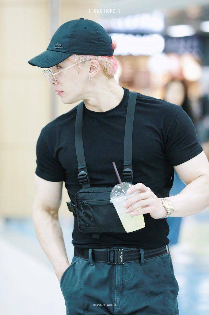 instagram.com/shin.wonho