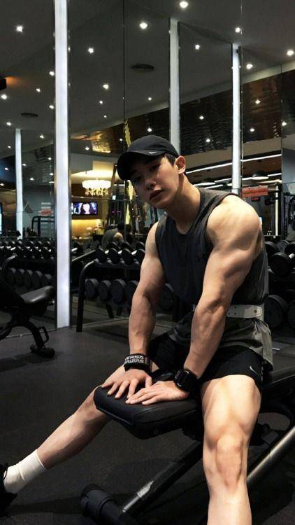 instagram.com/shin.wonho