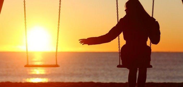 7 Penyebab Ilmiah Kenapa Kamu Merasa Kangen dengan Seseorang