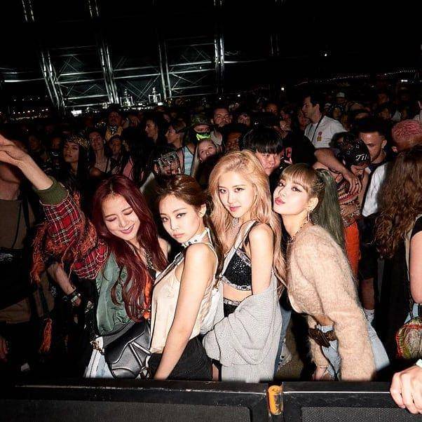 instagram.com/LISA