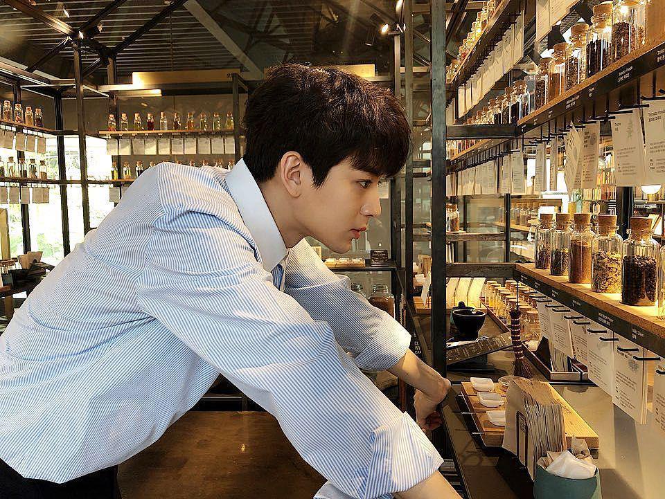 Buat Fans Kuliner, Ini 5 Alasan Kamu Harus Nonton YouTube Yoyo iKON!