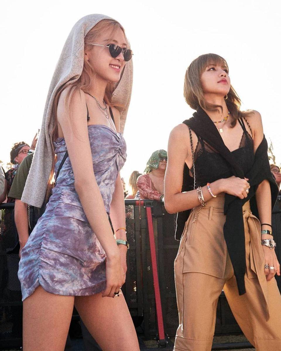 instagram.com/LISA