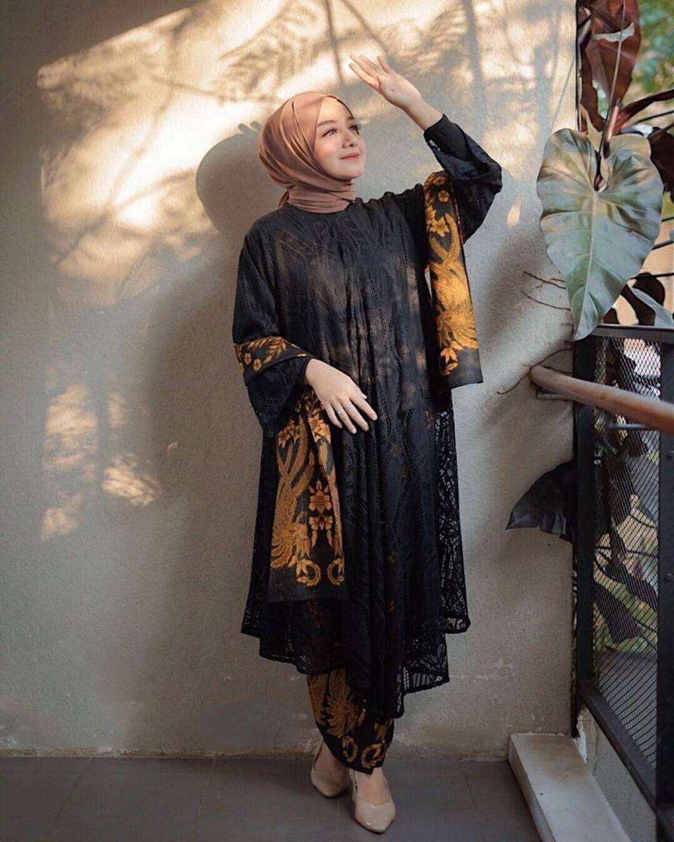 instagram.com/antikarifani