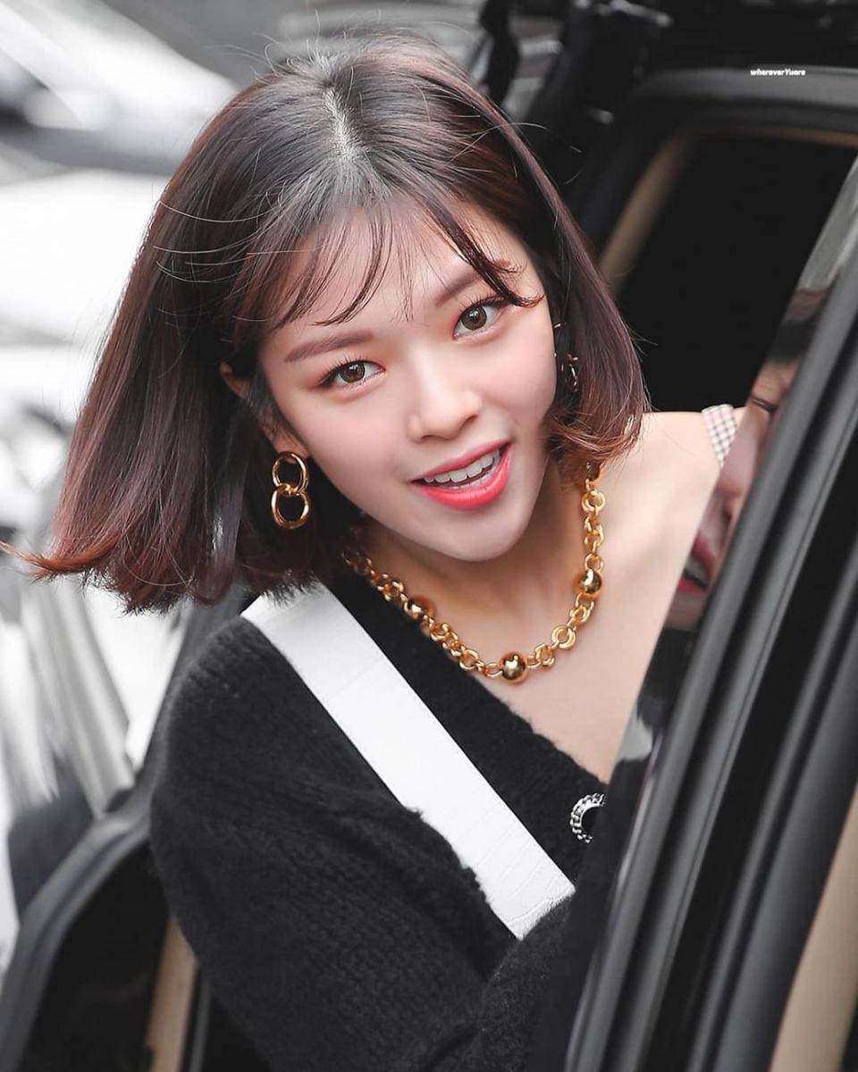 instagram.com/jeongyeontwice