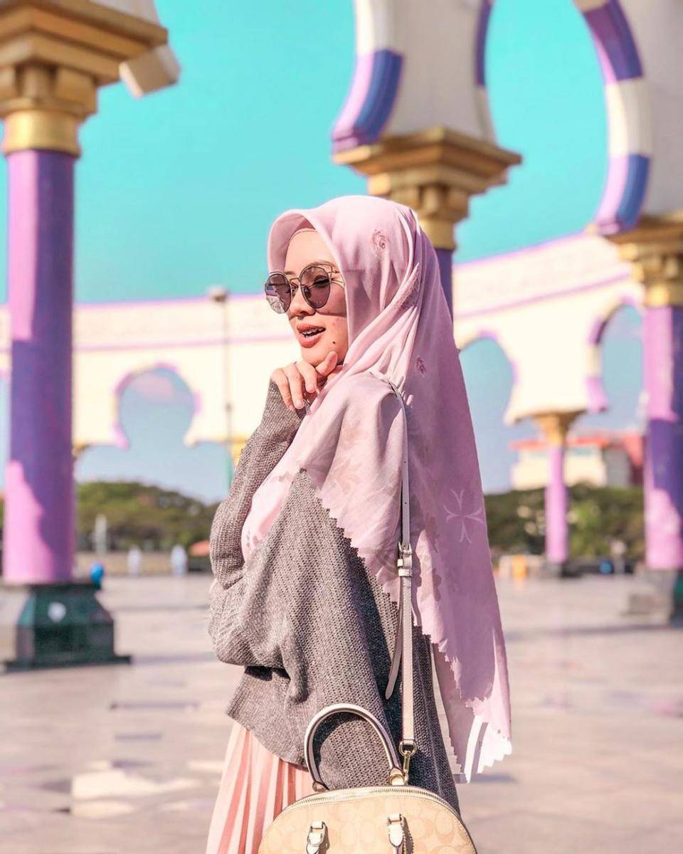 instagram.com/adindaamiraa