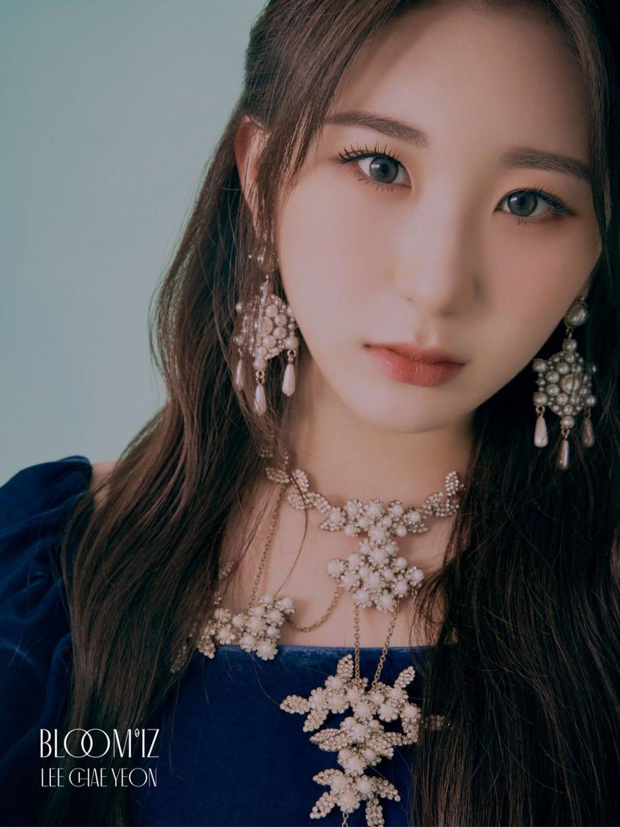 twitter.com/official_izone