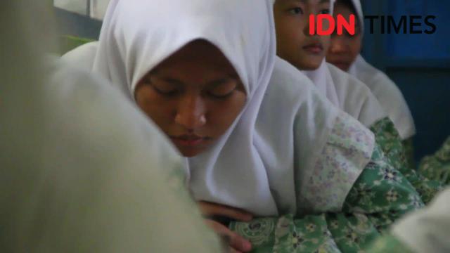 Ilustrasi siswa belajar di sekolah (IDN Times/Haikal Aditya)