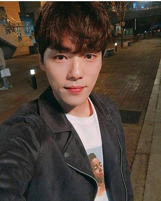 instagram.com/@kimjunghyundiary