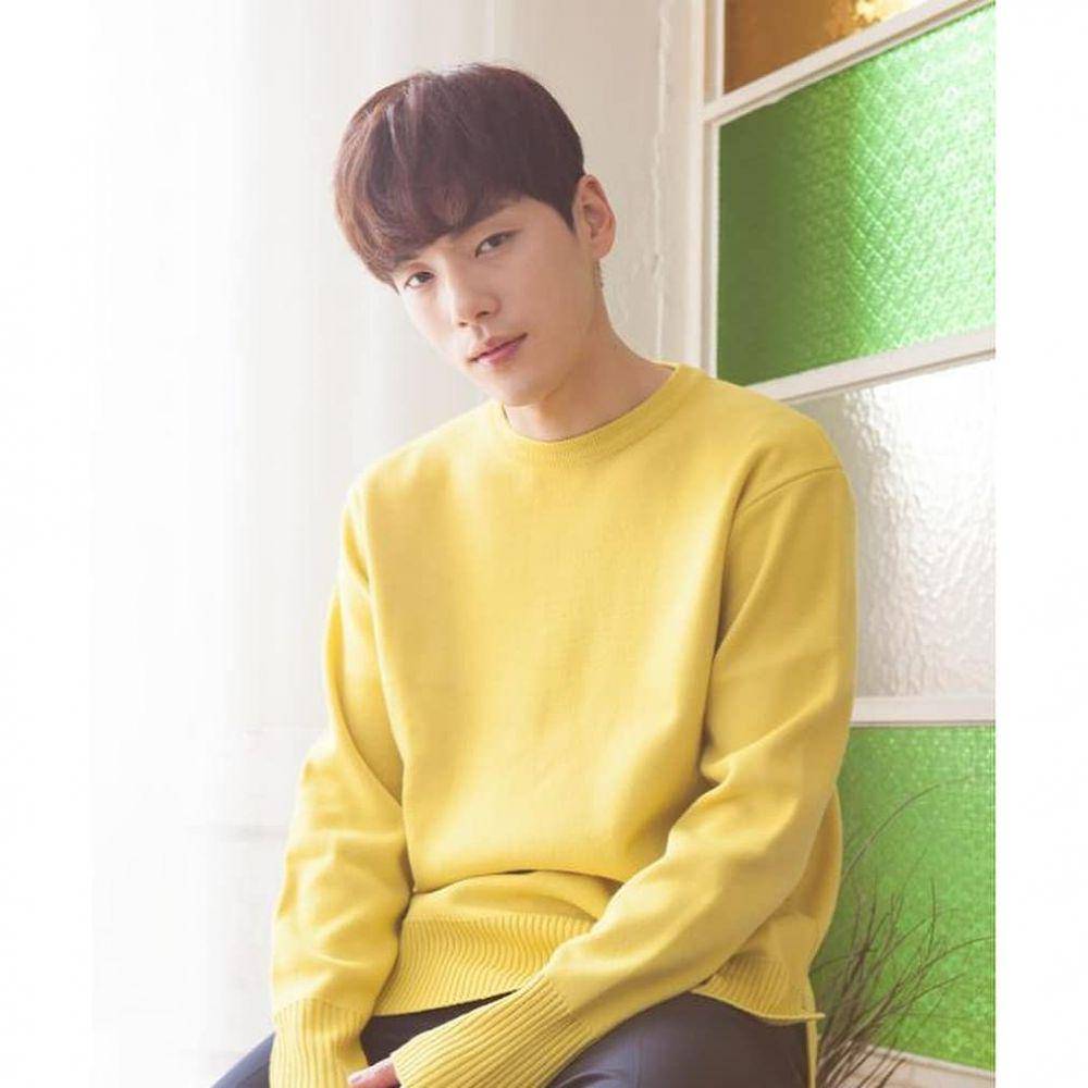 instagram.com/@kimjunghyundiary