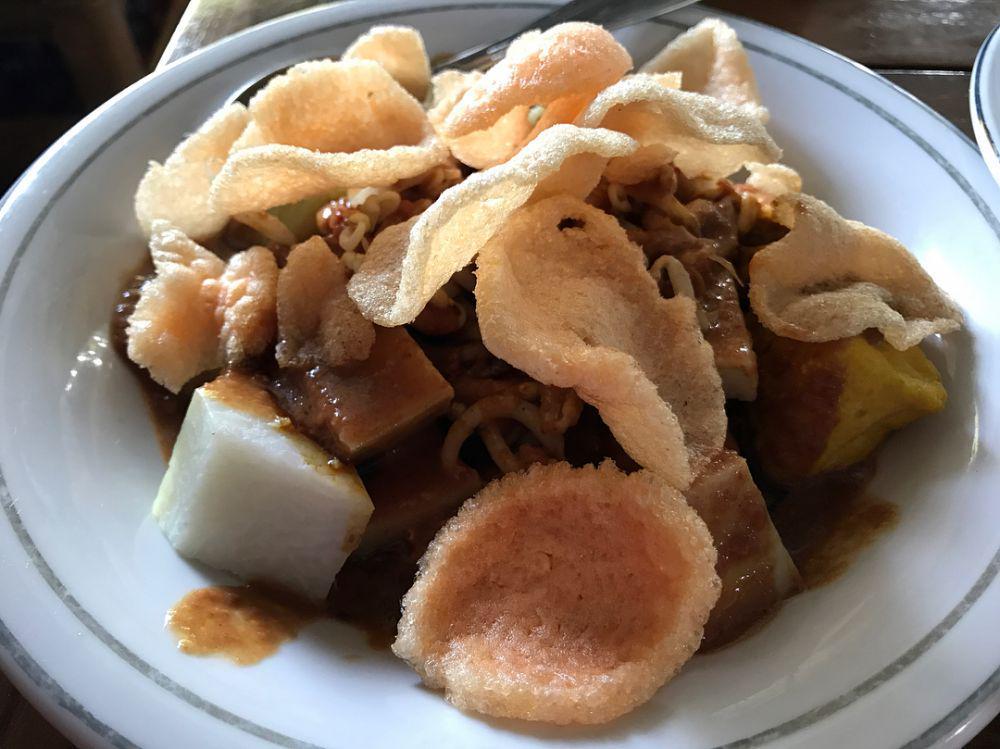 5 Rekomendasi Kupat Tahu Enak di Bandung, Cocok Buat Kamu Sarapan!