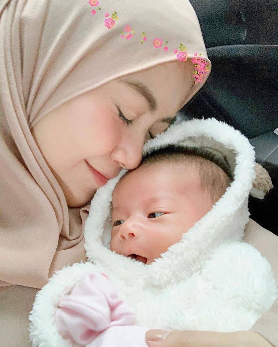 Instagram.com/shafiraeden