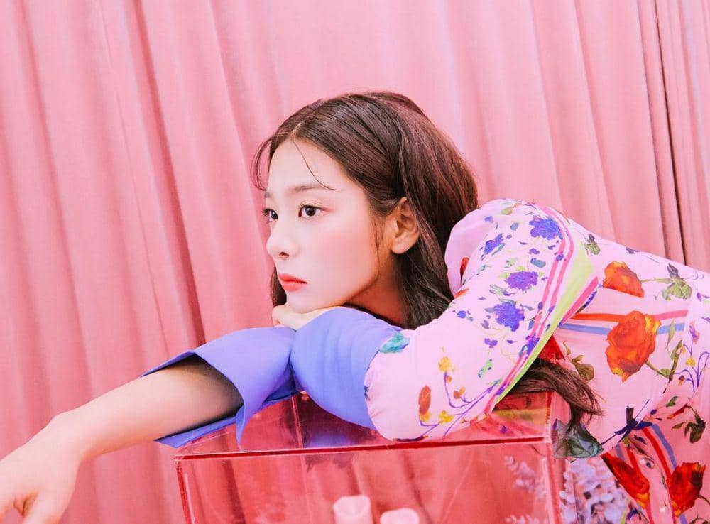 instagram.com/_seorina