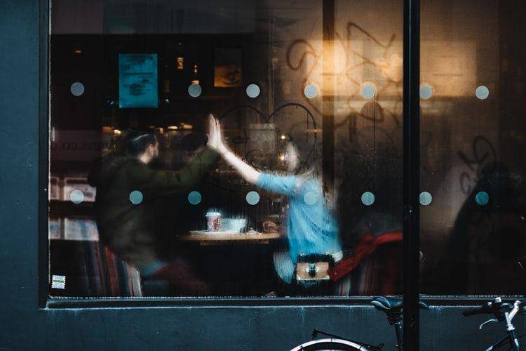 unsplash/Clem Onojeghuo