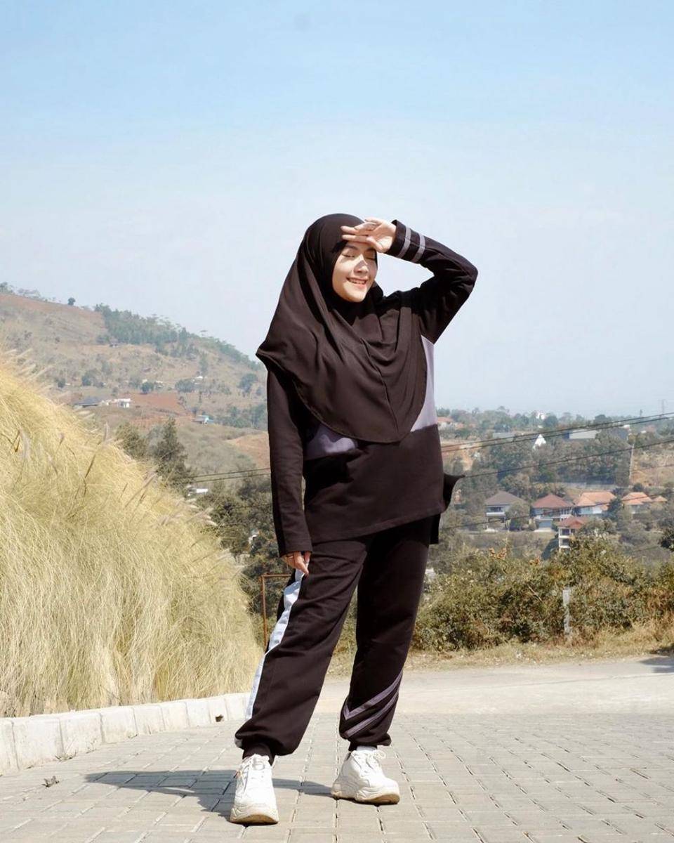 Instagram.com/shafiraeden