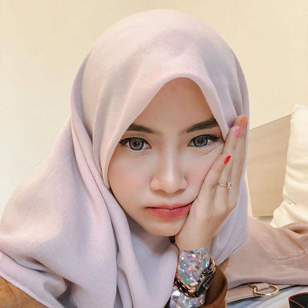Instagram.com/shafiraeden