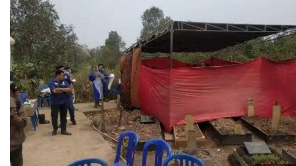 Pemakaman mahasiswa Unitas Palembang (IDN Times/Istimewa)