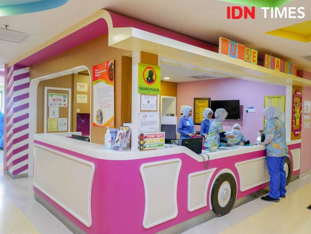 Suasana salah satu ruangan resepsionis Rumah Sakit KPJ Damansara di Kuala Lumpur. IDN Times/Reza Iqbal