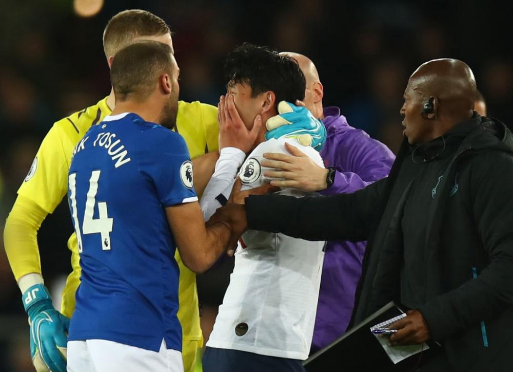 Sebabkan Andre Gomes Cedera Parah, Son Heung-Min Menangis
