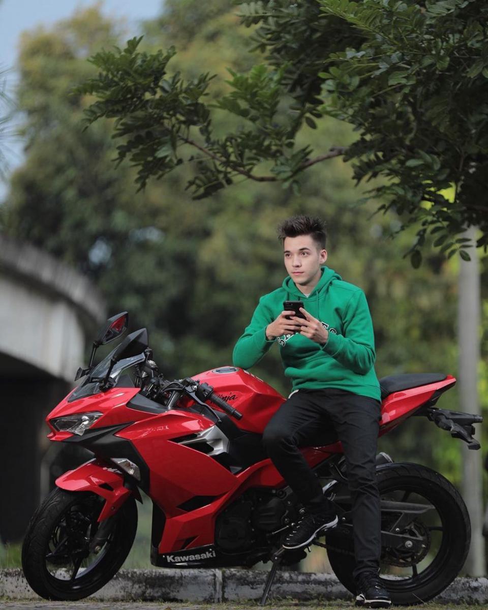 instagram.com/stefan william