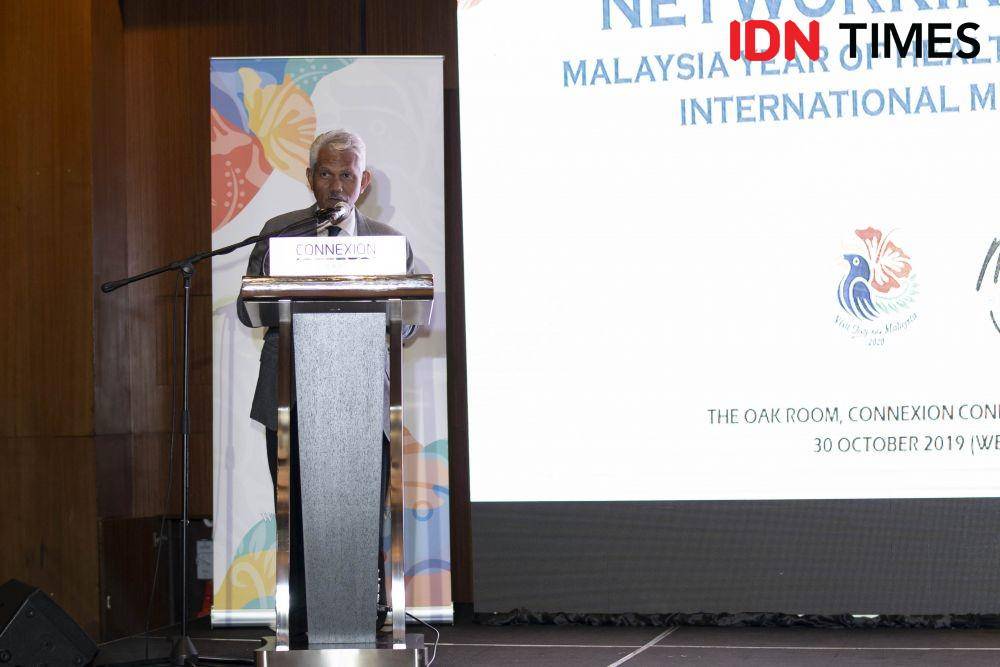 Deputy Director General (Planning) Tourism Malaysia, Zulkifly bin Md Said saat presentasi perkembangan Tourism Malaysia dalam acara Networking Dinner di The Oak Room, Connexion Conference and Event Centre, Kuala Lumpur (30/10). IDN Times/Reza Iqbal