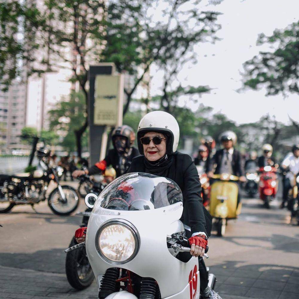 instagram.com/dianayulestari