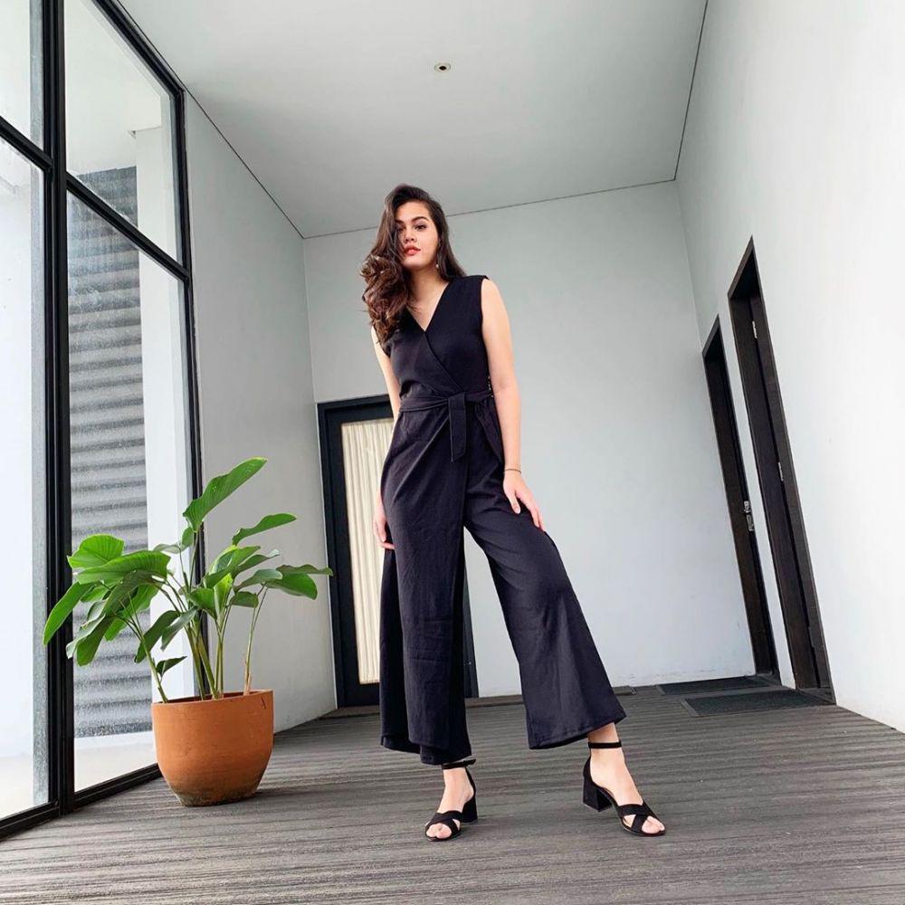 instagram.com/Rebecca Tamara G.