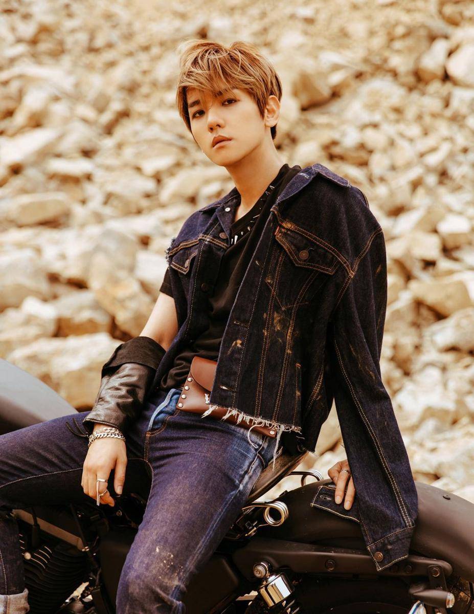 Twitter.com/weareoneEXO