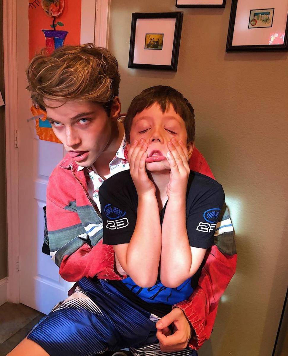 Instagram.com/froy/