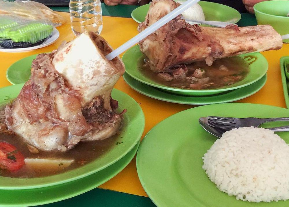 5 Rekomendasi Tempat Makan Sop Tulang Sumsum di Medan