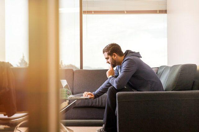 Pexels.com/LinkedIn Sales