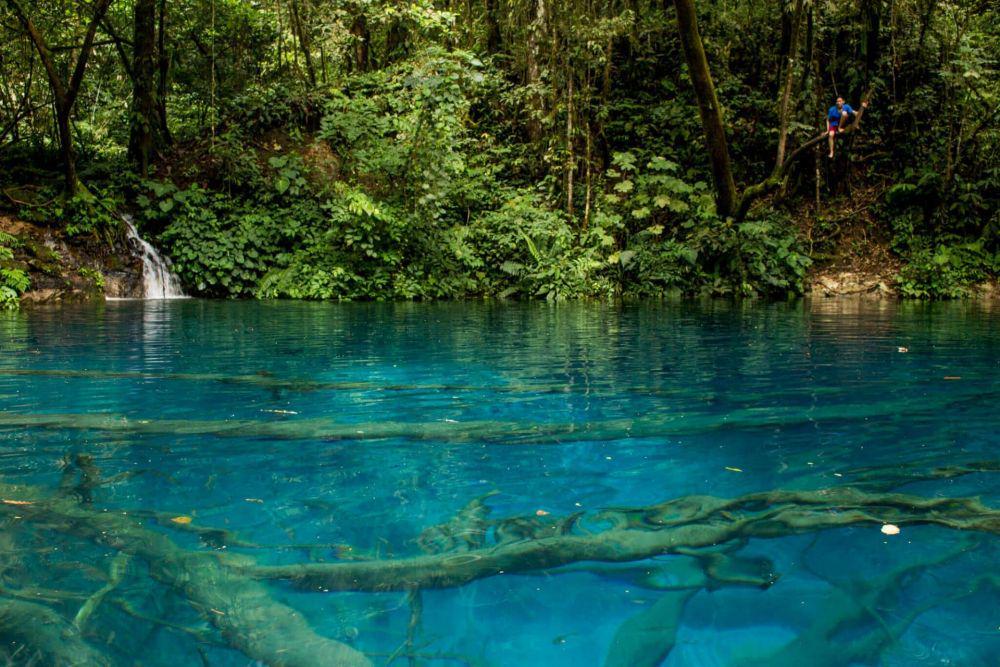 Bak Surga Tersembunyi, 6 Alasan Danau Kaco Layak Jadi Wisata Impianmu!