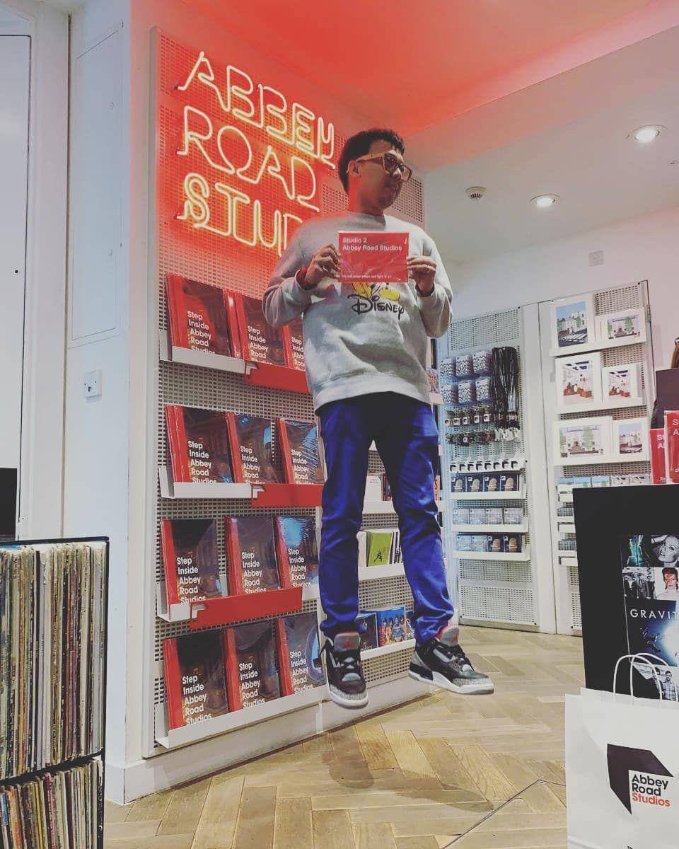 instagram.com/udjudj